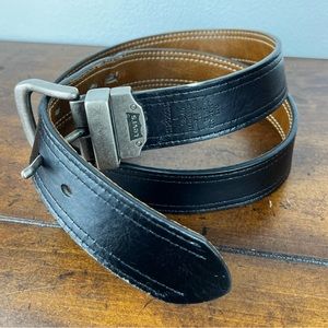 Levi’s Belt Mens Large Size 38-40 Reversible Black Brown Two Horse Pull Logo